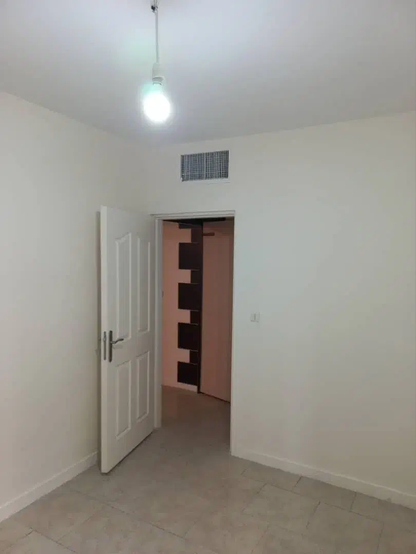 ۸۵متر بالای همکف صادقیه عقیل