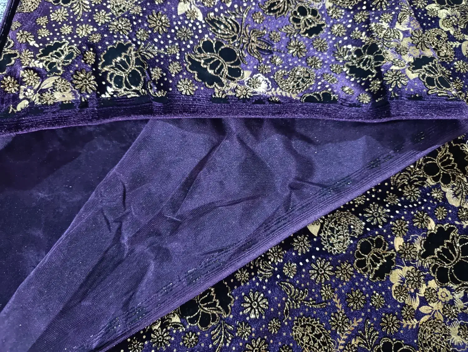 پارچه مجلسی|لوازم خیاطی و بافتنی|بشاریات, |دیوار