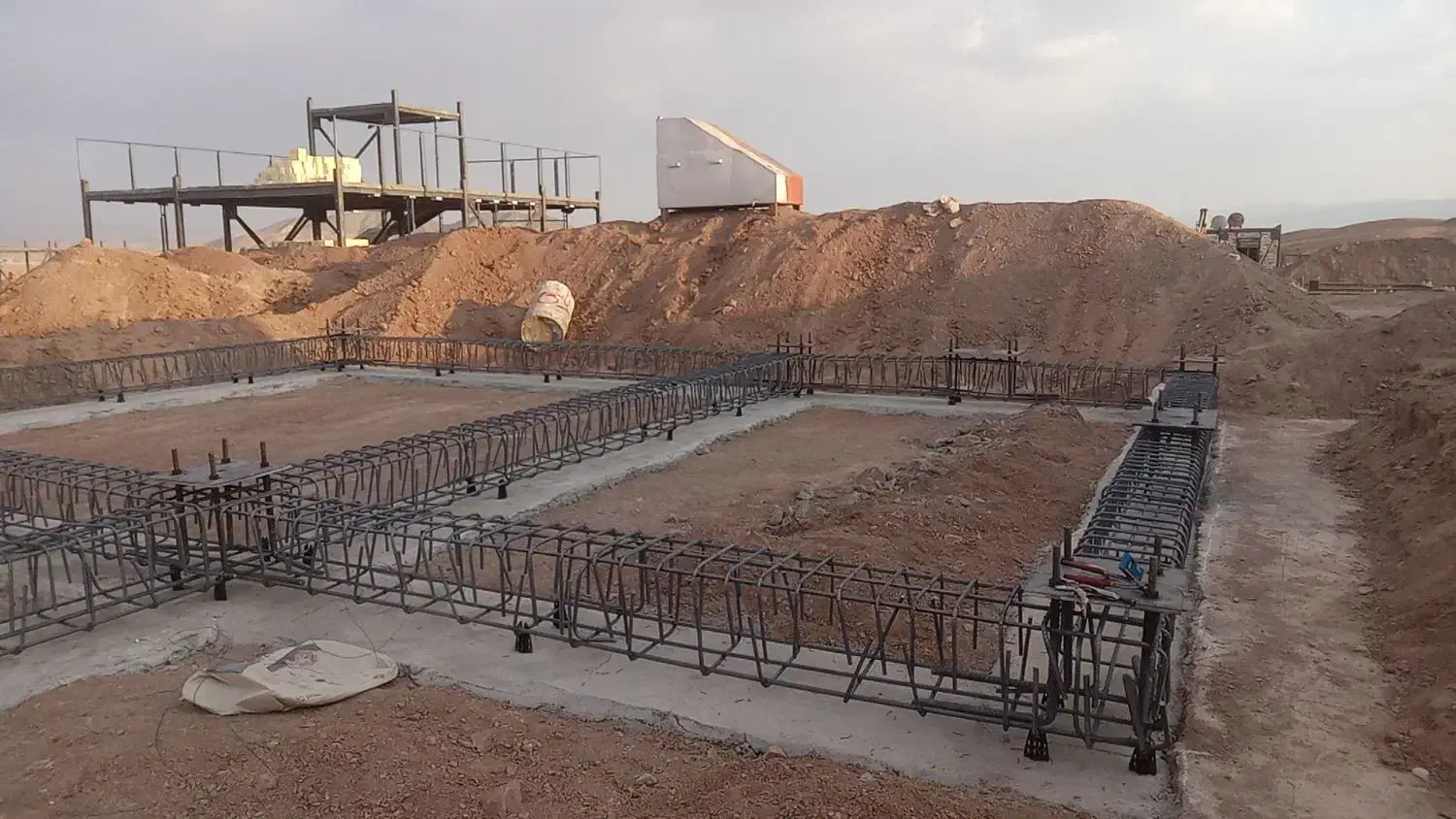 دونیرو ماهر یا ساده برا ارماتوربندی فونداسیون|استخدام معماری، عمران و ساختمانی|بیرجند, |دیوار