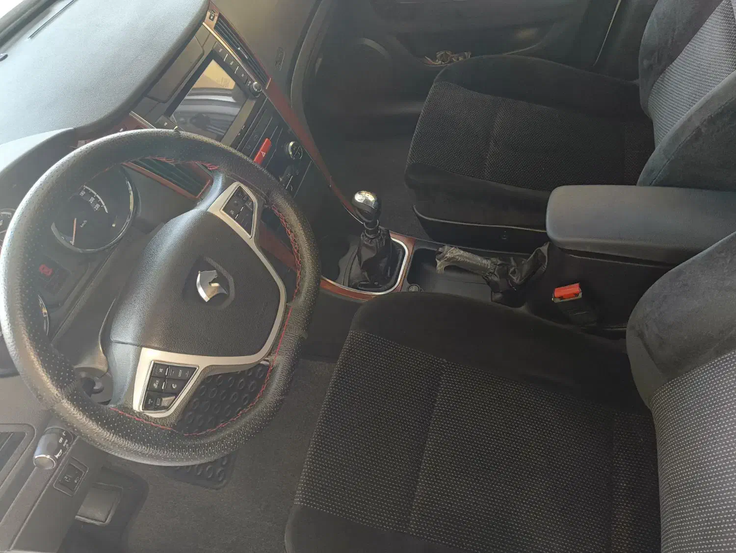 دنا پلاس شش سرعته ۱۴۰۴|خودرو سواری و وانت|دزفول, |دیوار