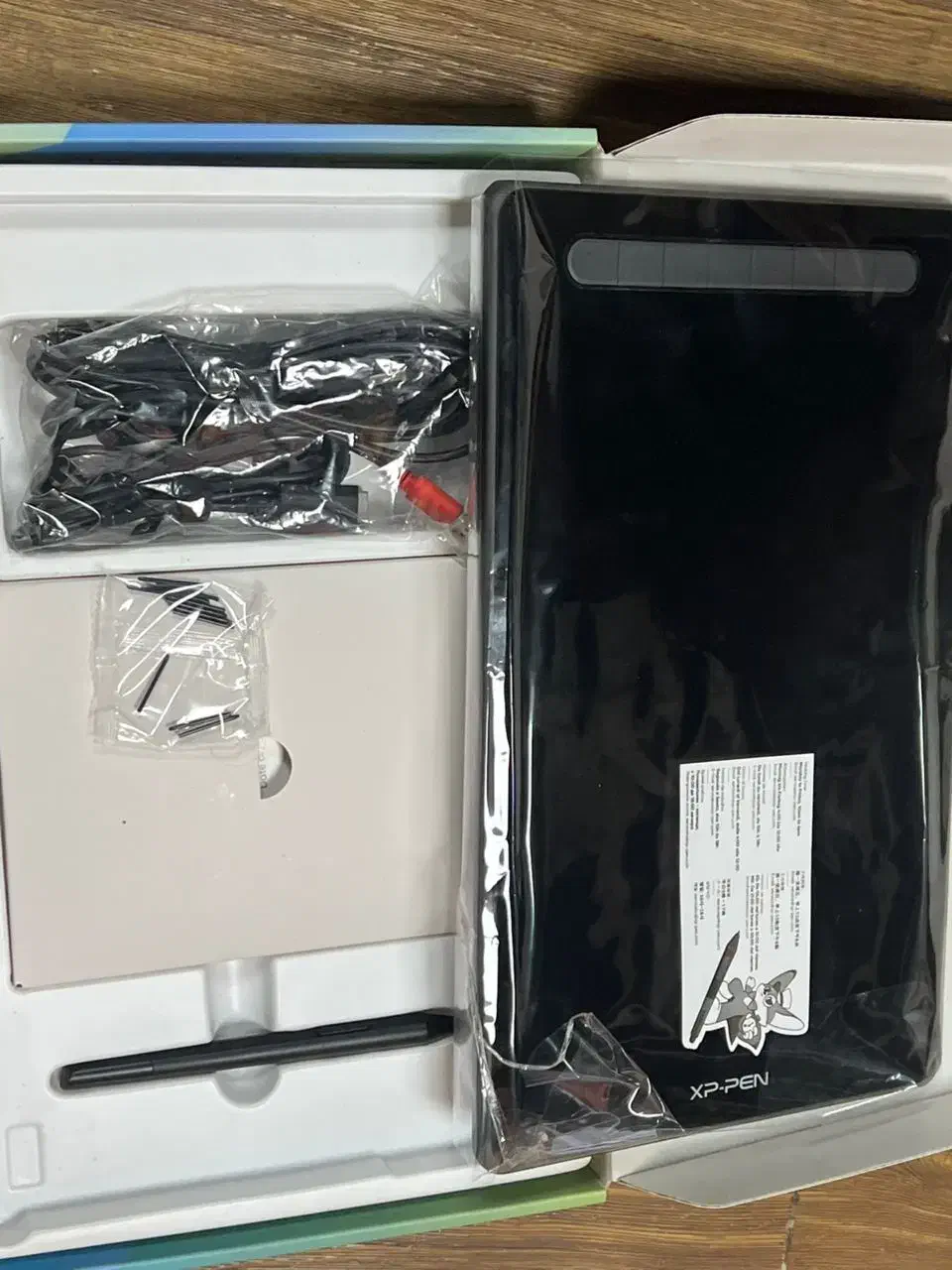 artist 12 pen display قلم نوری|قطعات و لوازم جانبی رایانه|بوشهر, |دیوار