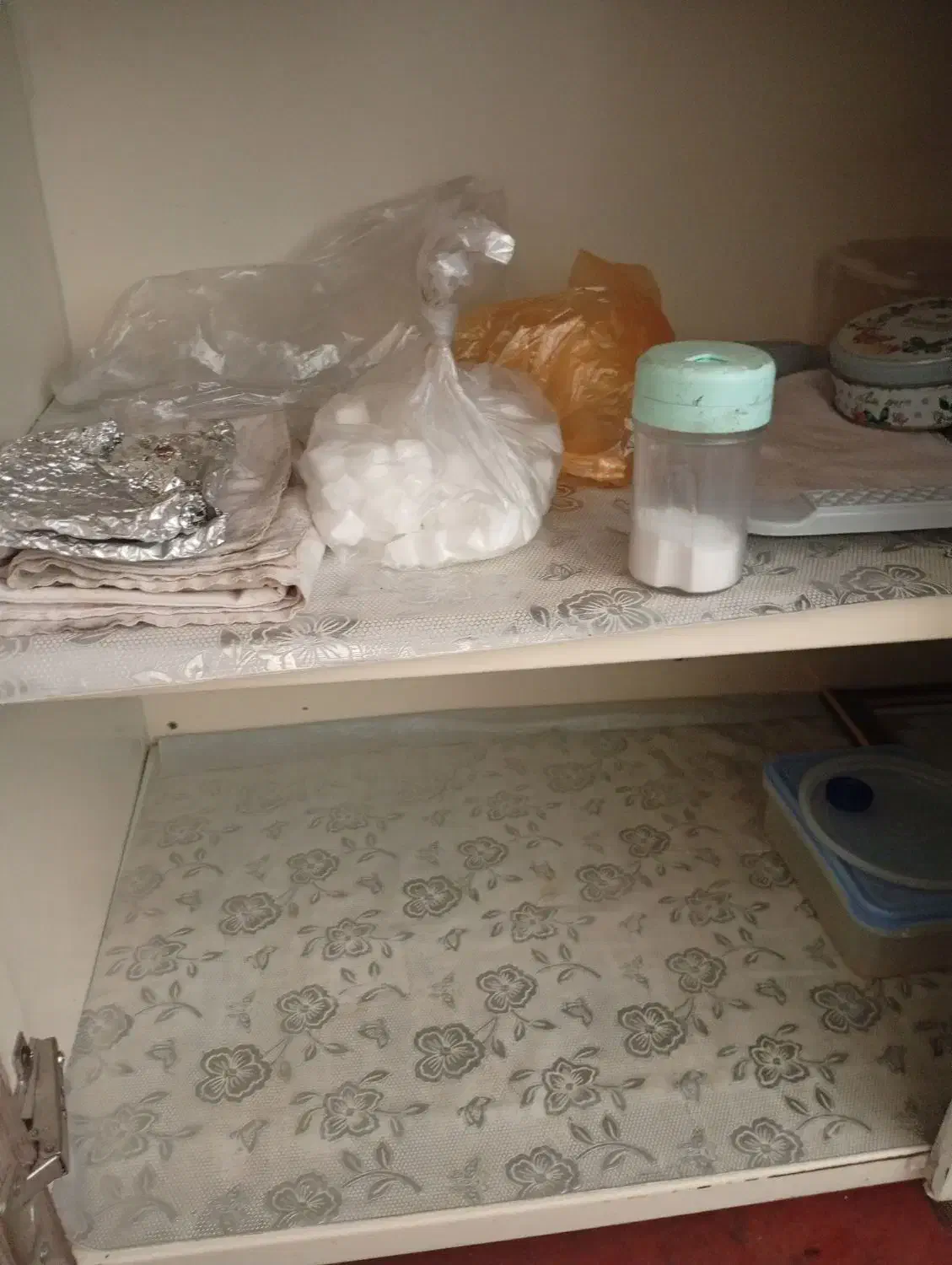 کابینت زمینی دو طبقه سالم و تمیز|مصالح و تجهیزات ساختمان|تبریز, |دیوار