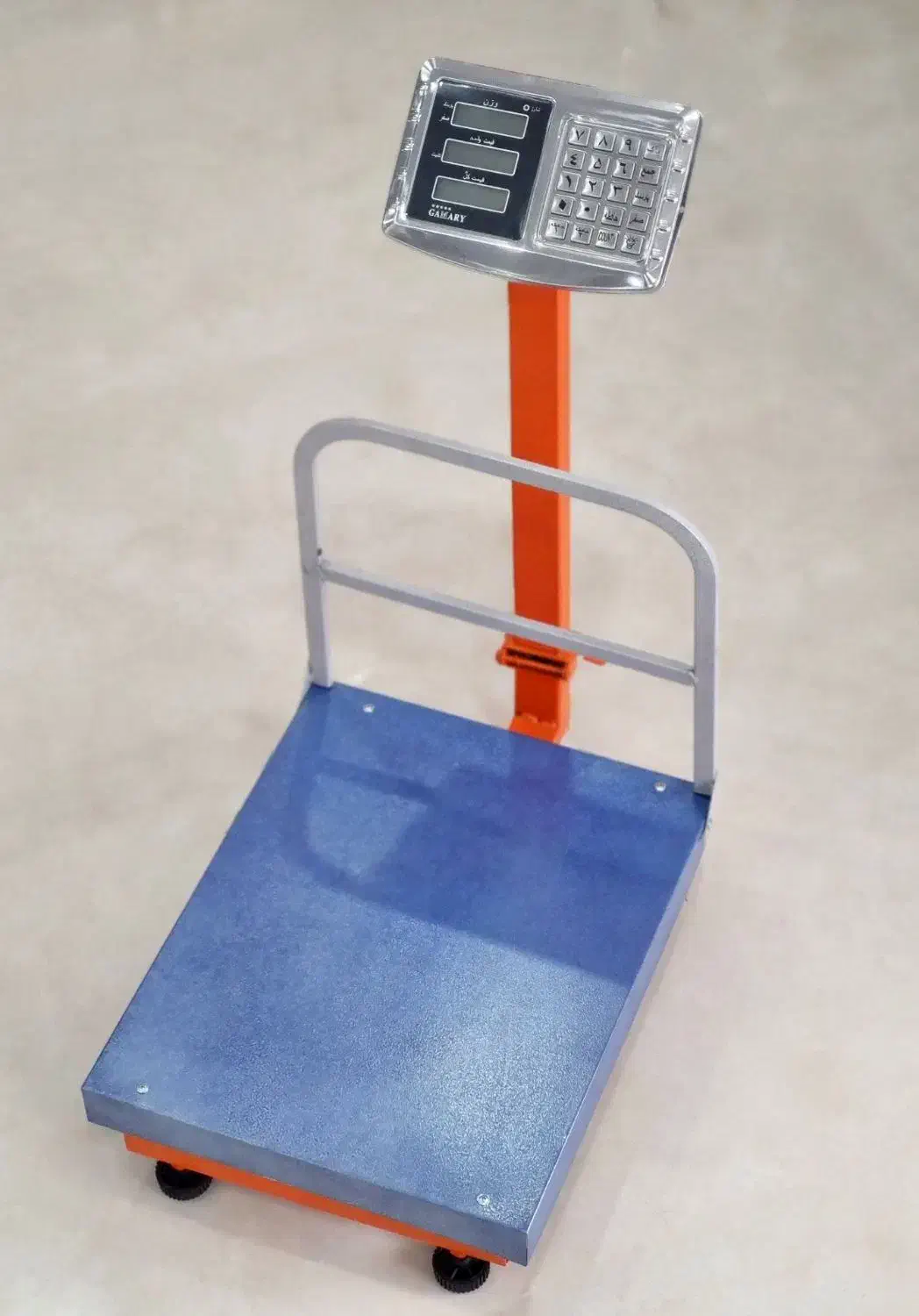 تراز‌و  ۳۰۰ .۲۰۰ .۴۰ کیلویی|فروشگاه و مغازه|گنبد کاووس, |دیوار