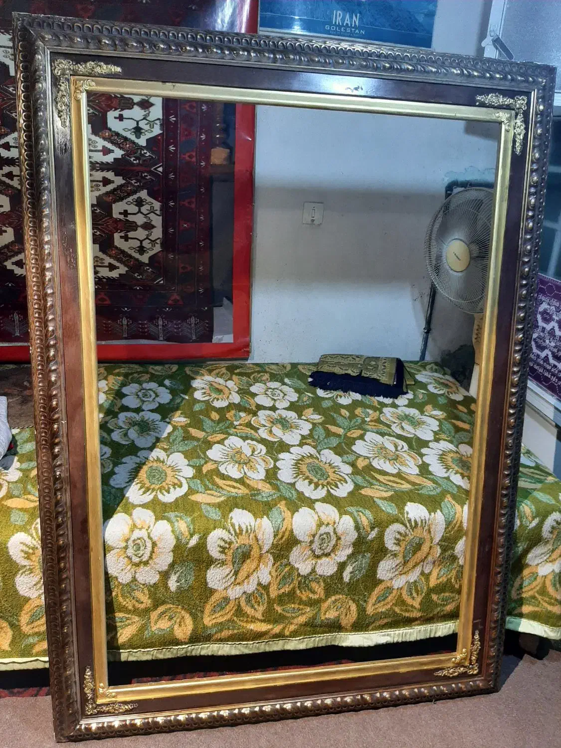 قفسه مخصوص بایگانی اسناد و قاب سلطنتی|کتابخانه، شلف، قفسه‌های دیواری|گنبد کاووس, |دیوار