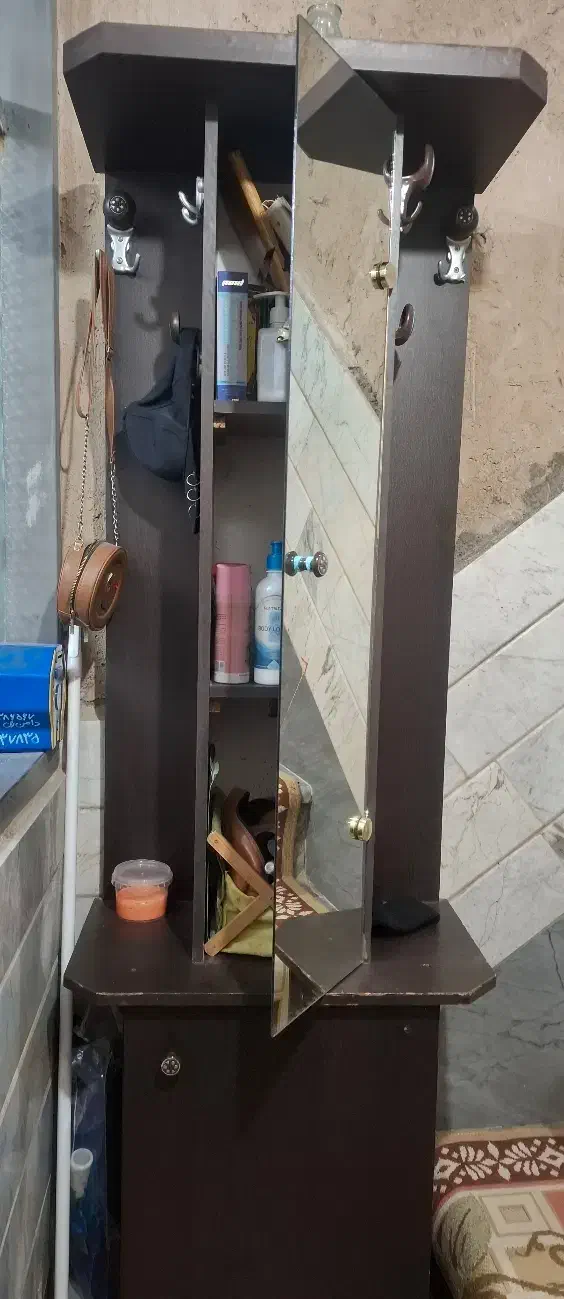 دراور وجا کفشی|جاکفشی، کمد، دراور|قم, زند آباد|دیوار