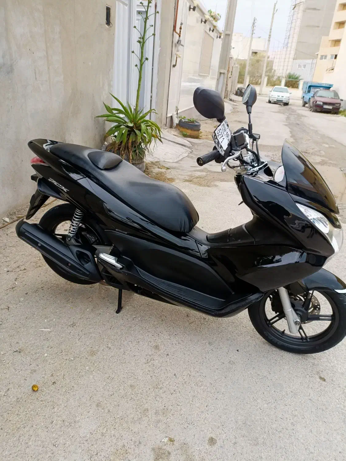 pcx2013|موتورسیکلت|بندر دیر, |دیوار