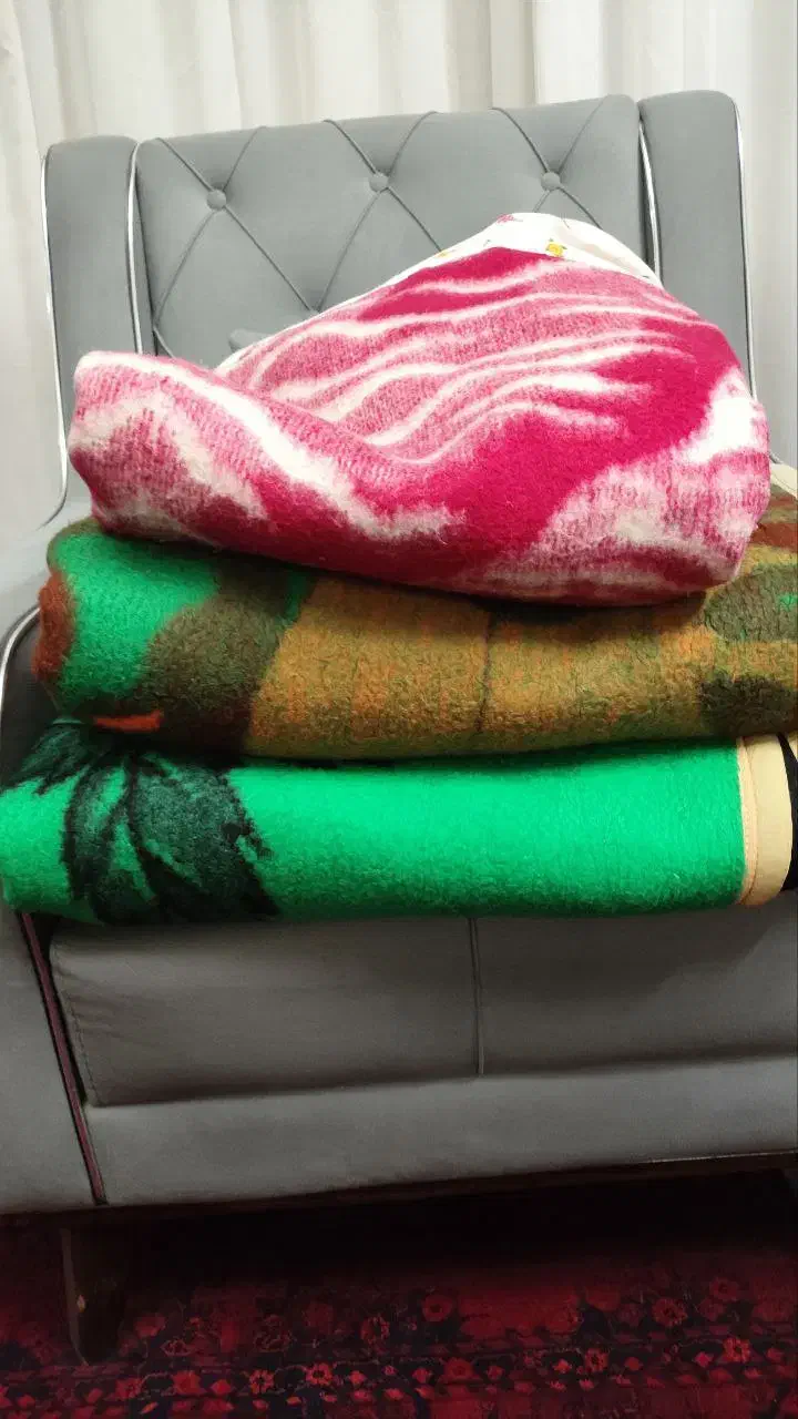 رختخواب|رختخواب، بالش، پتو|اصفهان, ملک‌شهر|دیوار