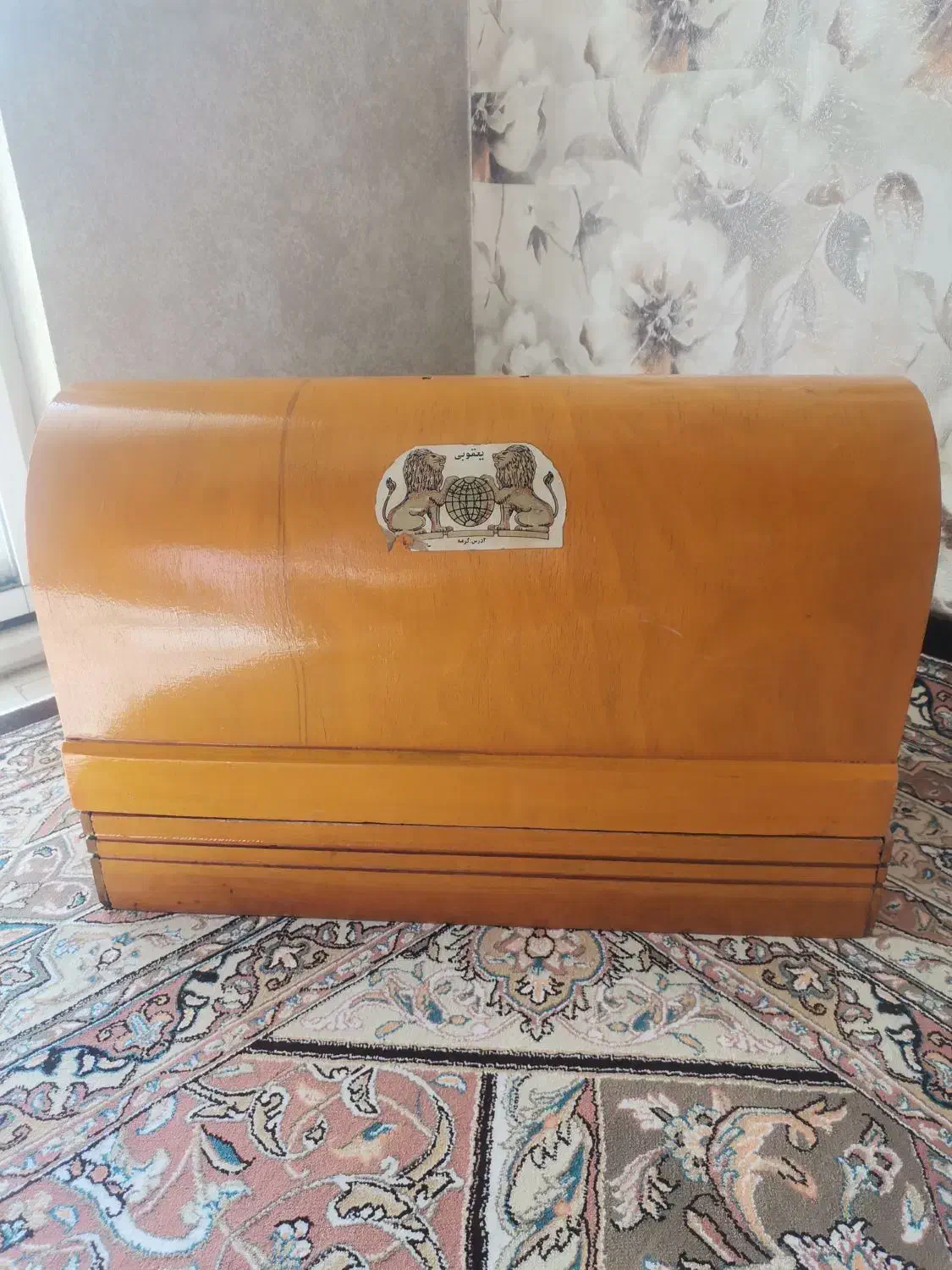 چرخ خیاطی مرد پرنده کاملا سالم و کم کار|چرخ خیاطی و ریسندگی|سبزوار, ولیعصر (نجار آباد)|دیوار