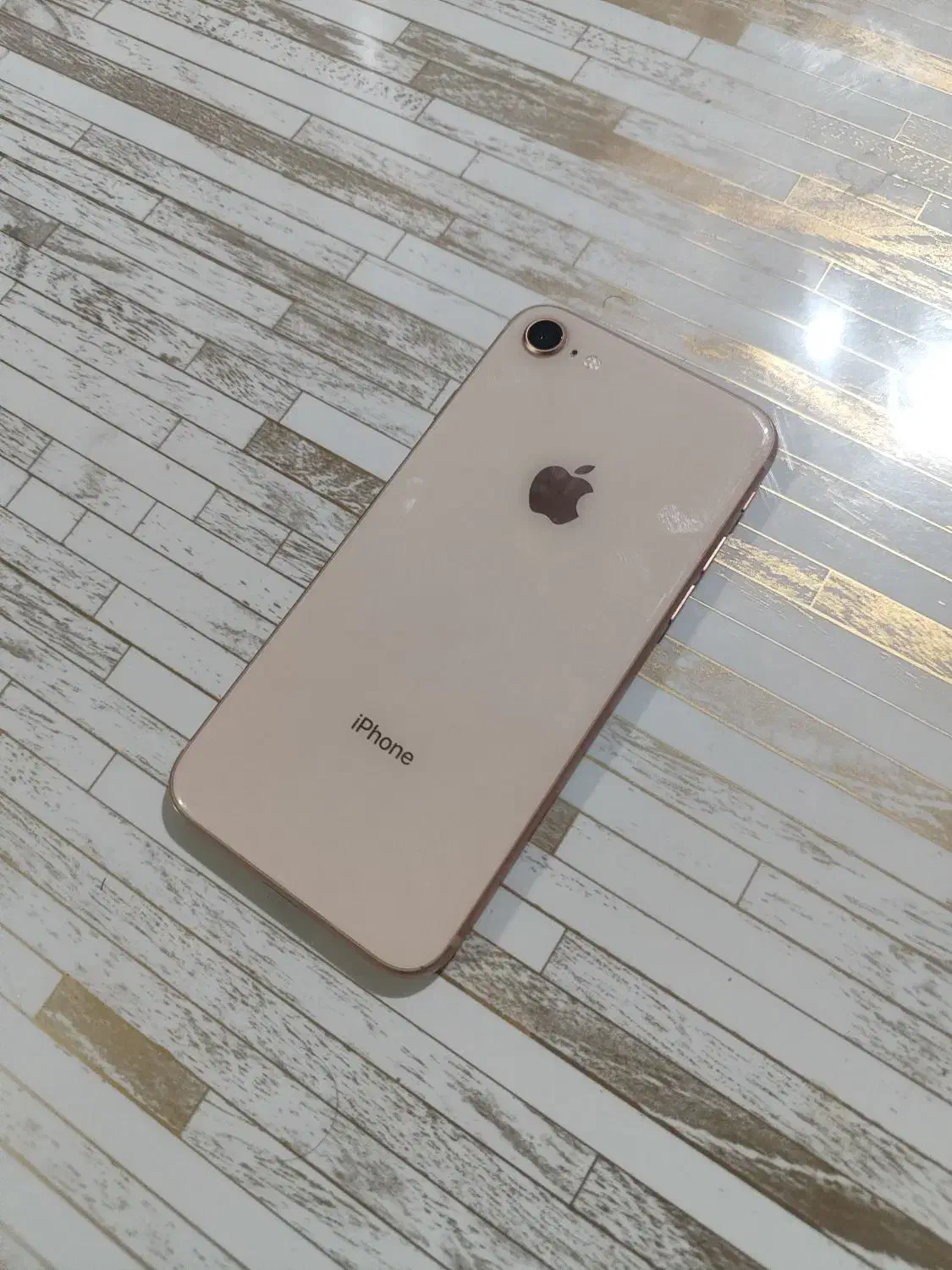 Iphone 8 64g|موبایل|سمنان, |دیوار