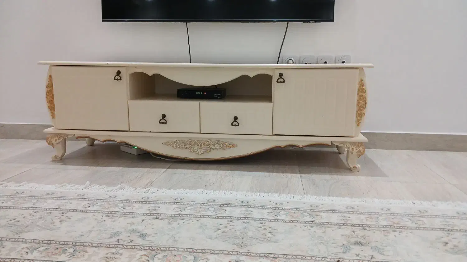 میز تلویزیون در حد نو|میز تلویزیون|پارسآباد, |دیوار