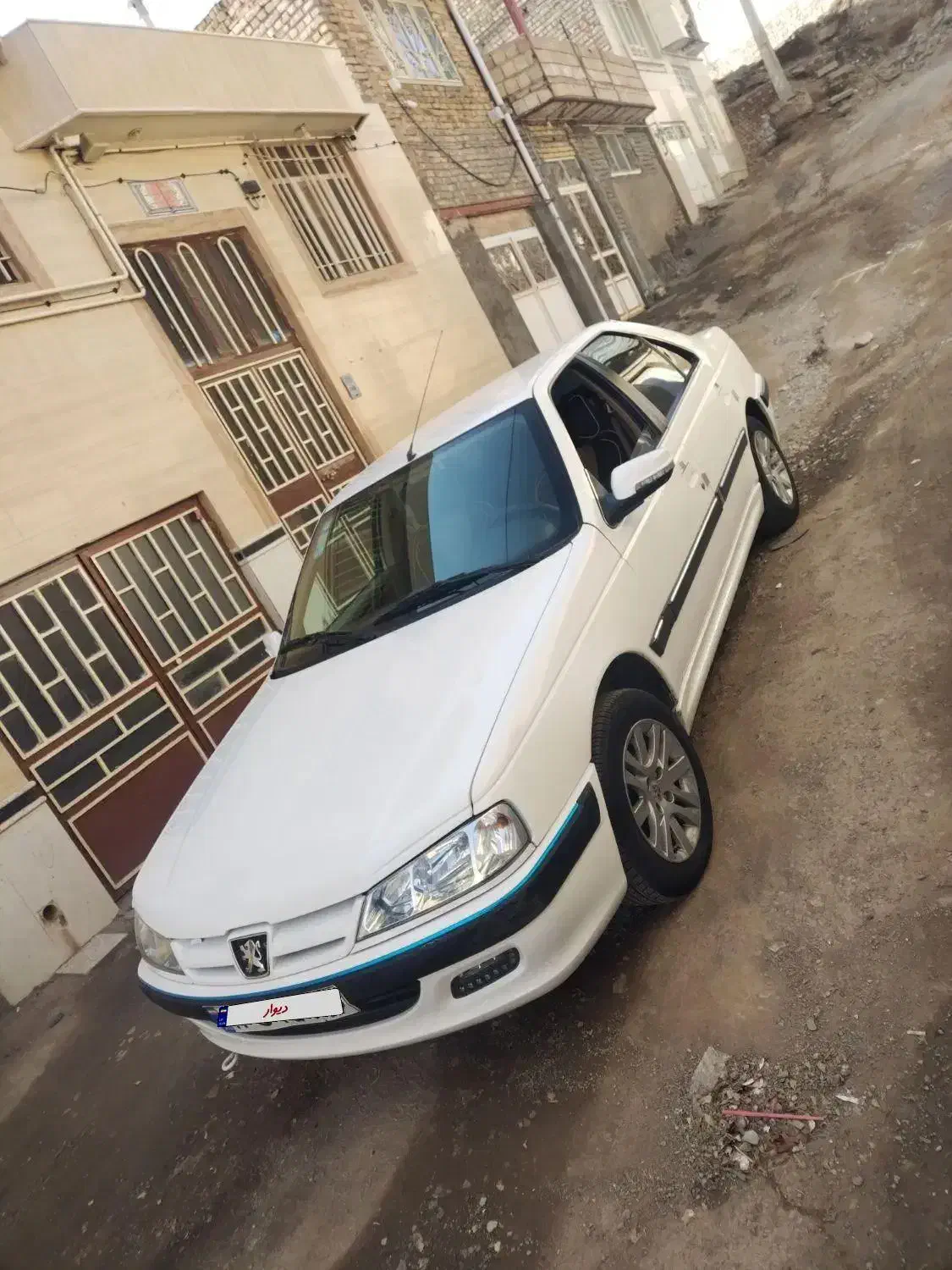 پارس 1402|خودرو سواری و وانت|تربت‌حیدریه, شهید بهشتی|دیوار