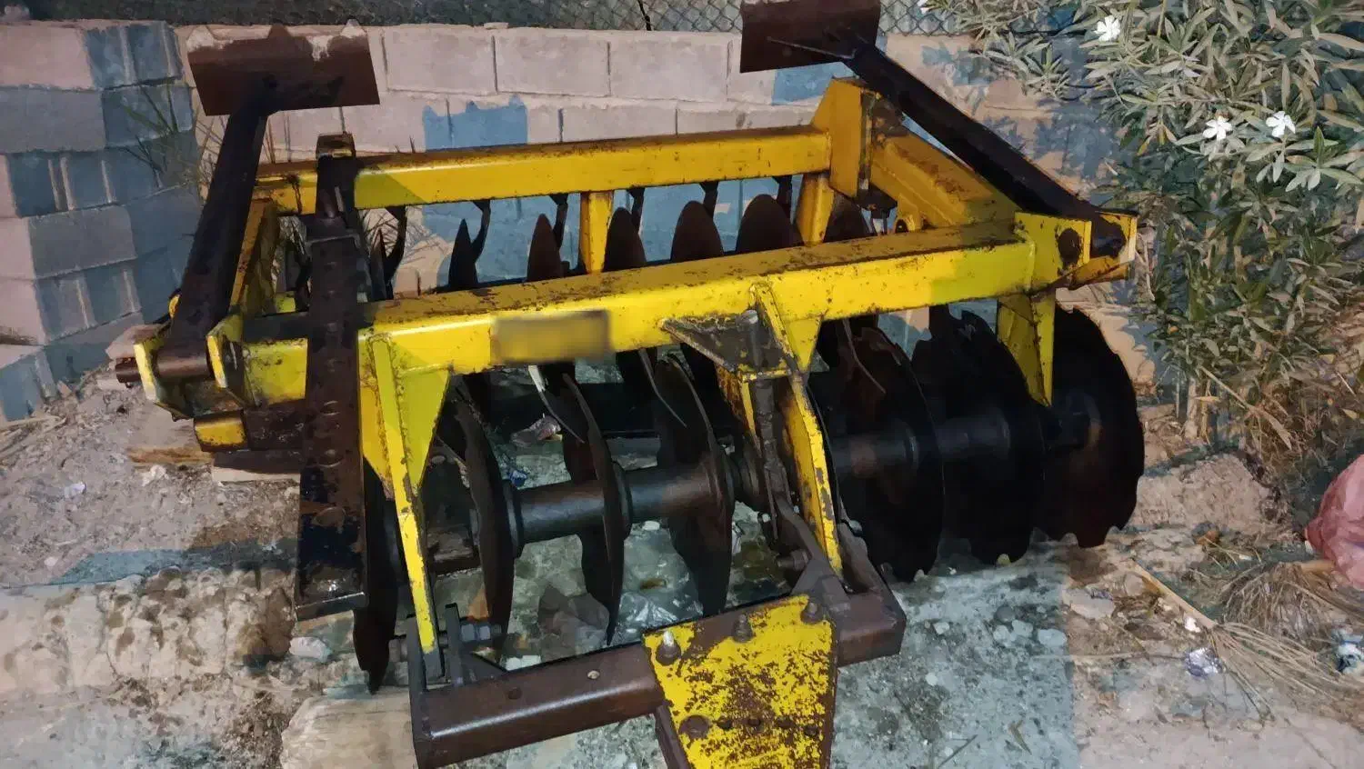 تراکتور مدل ۸۱ تمیز مدارک کامل با دیکس سه ستاره|خودرو سنگین|شادگان, |دیوار