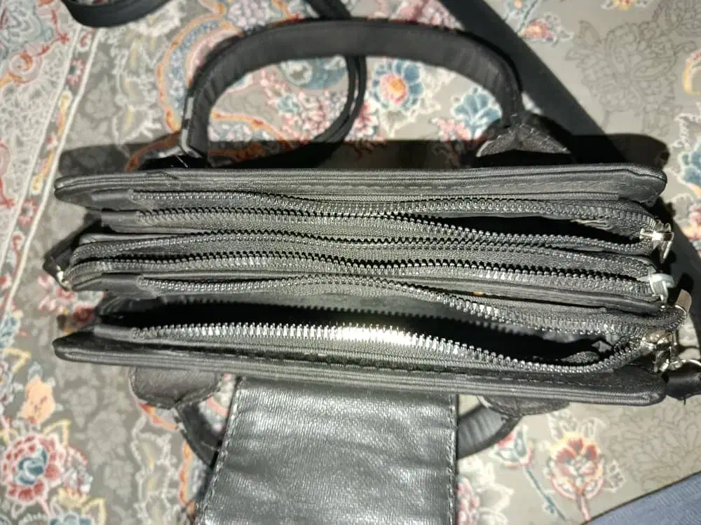 کیف دوشی|کیف، کفش، کمربند|نجف‌آباد, شریعتی غربی|دیوار