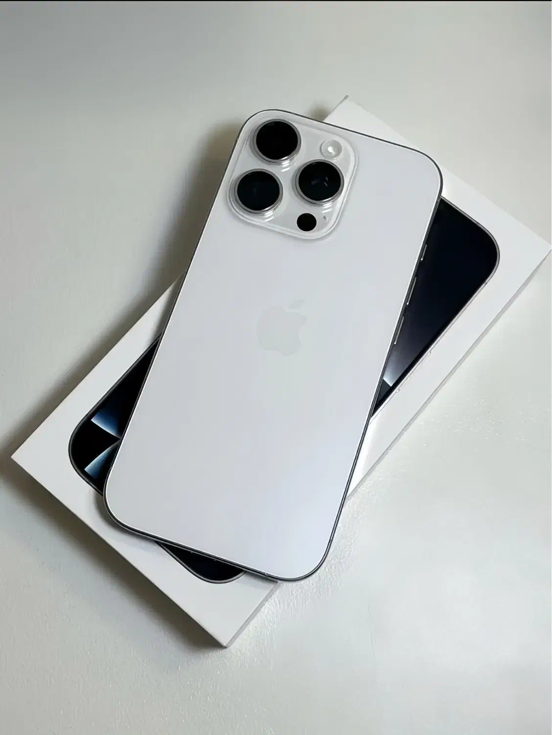 اپل iPhone 16 Pro Max با حافظهٔ ۲۵۶ گیگابایت|موبایل|شیراز, زرهی|دیوار