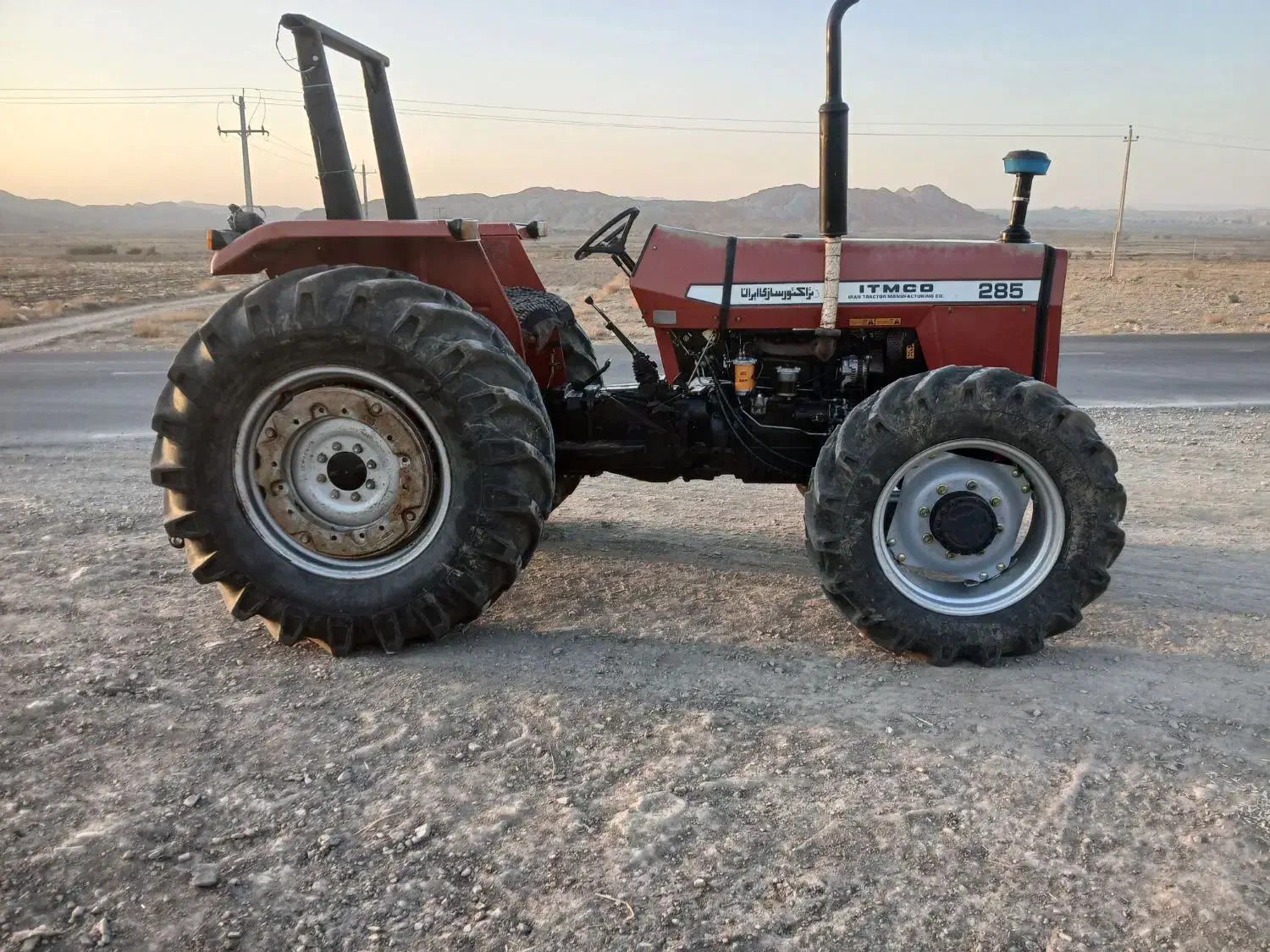 تراکتور جفت ۲۸۵ عروسک|خودرو سنگین|زنجانرود, |دیوار