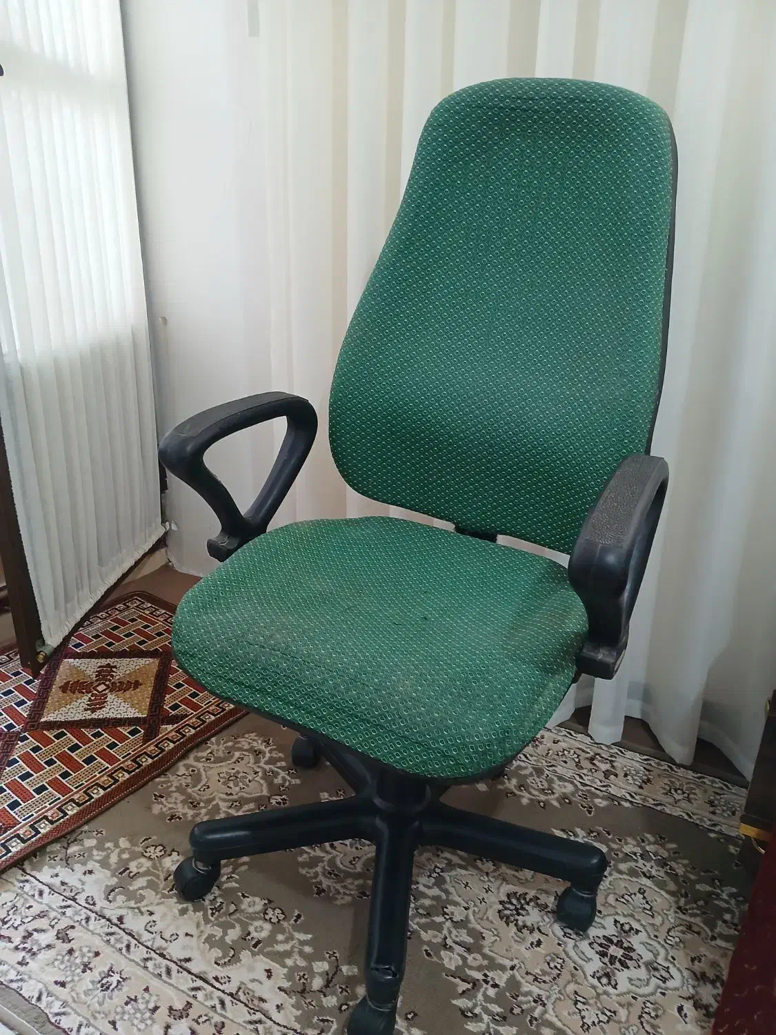 صندلی اداری-تجاری- پشت سیستم|دفتر کار|جاجرم, |دیوار