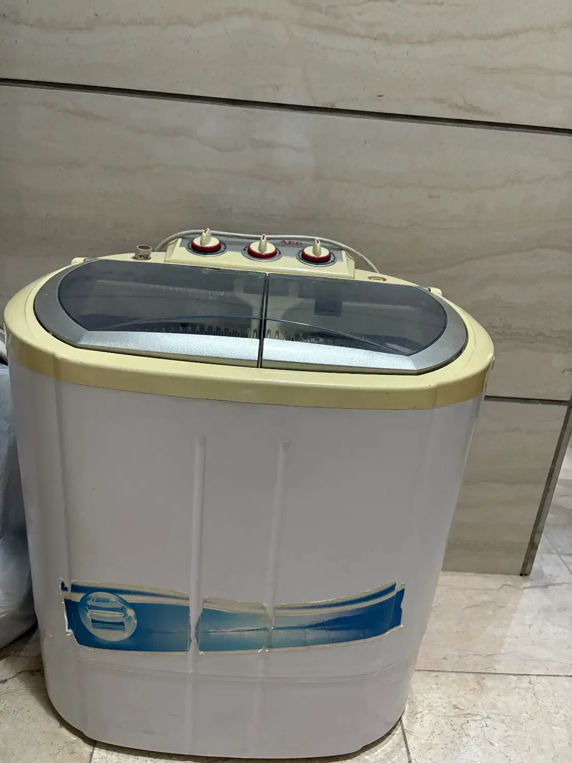 مینی واش دو قلو|ماشین لباسشویی و خشک‌کن لباس|هشتگرد, هشتگرد قدیم|دیوار