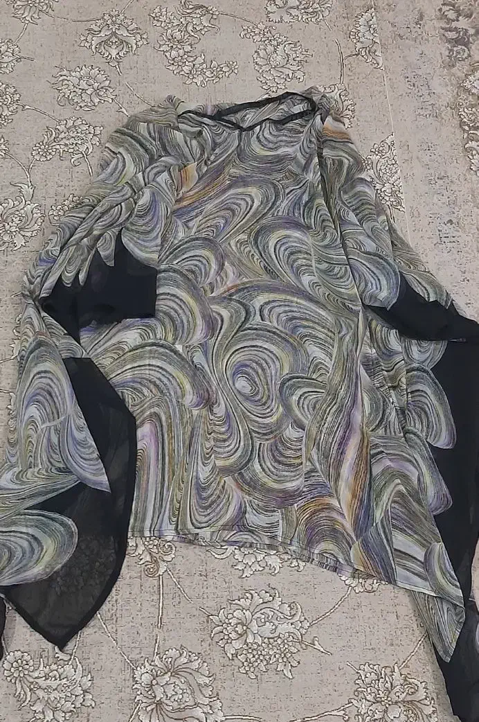 انواع لباس در حد نو|لباس|کوه چنار, |دیوار