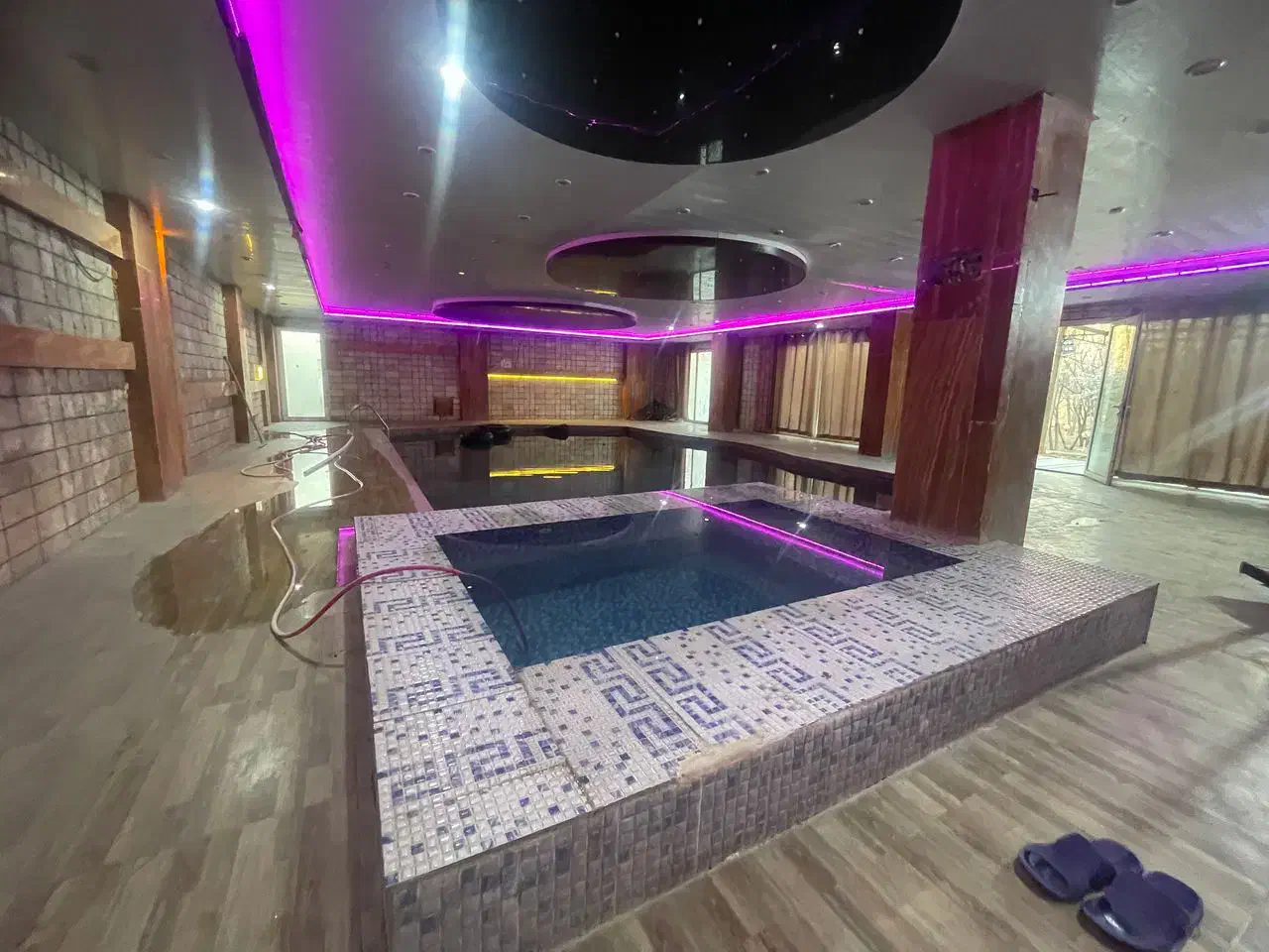 باغ دوبلکس استخر آبگرم جکوزی کهریزسنگ|اجارهٔ کوتاه‌مدت ویلا و باغ|نجف‌آباد, کهریزسنگ|دیوار