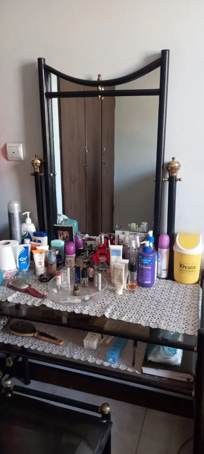 سرویس خواب دونفره فرفورژه در حد نو|تخت و سرویس خواب|کرمان, |دیوار