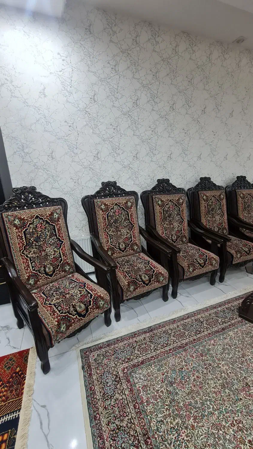 مبل قالی|مبلمان خانگی و میز عسلی|زرند, |دیوار