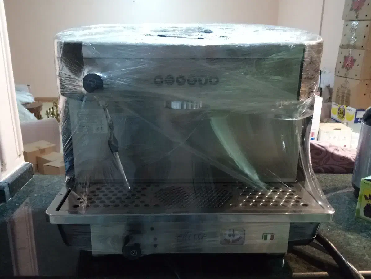 دستگاه قهوه ساز بیژرا الیزه تک گروب.|کافیشاپ و رستوران|همدان, |دیوار