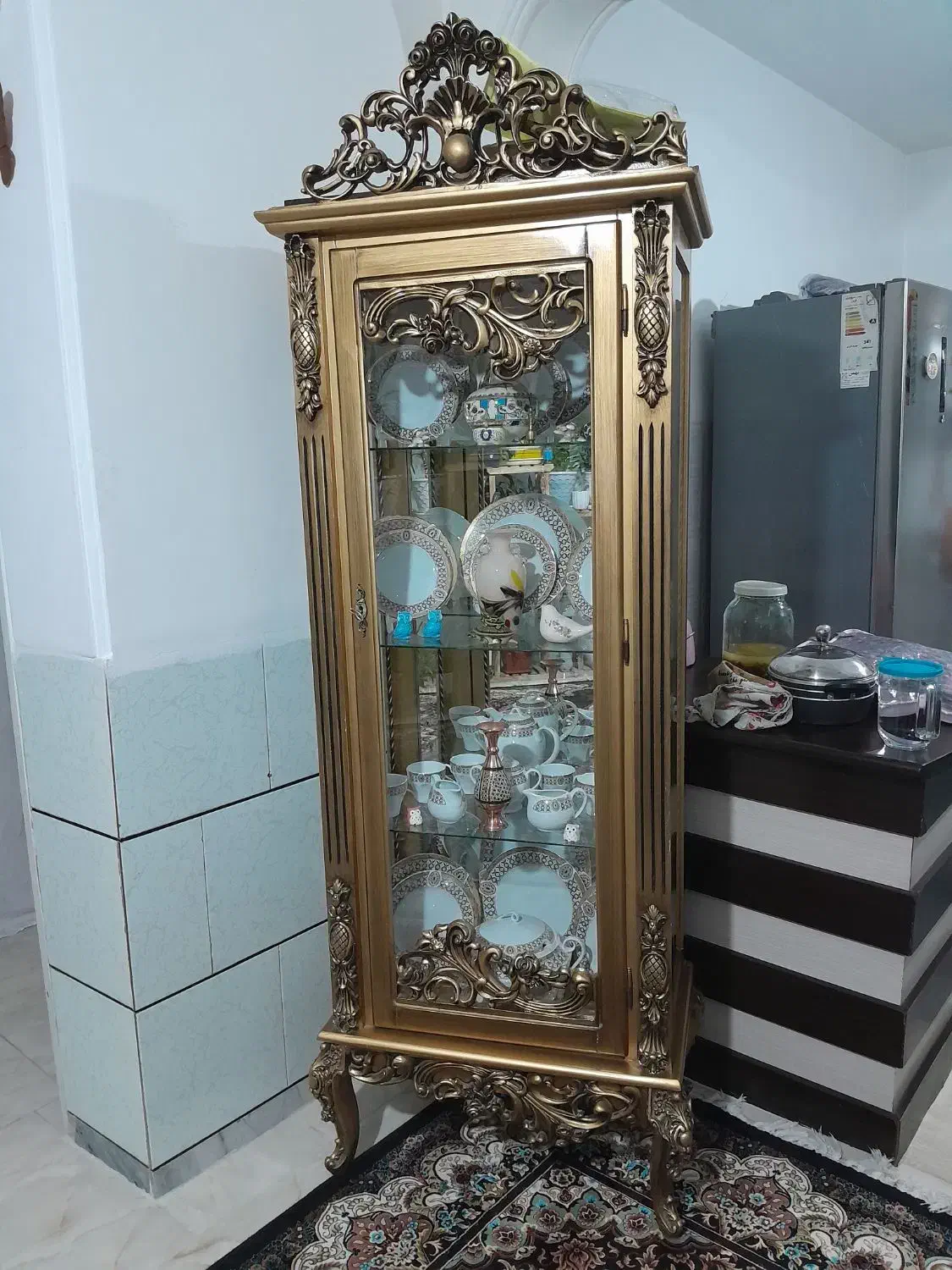 بوفه طلایی|بوفه، ویترین، کنسول|اصفهان, ناصرخسرو|دیوار