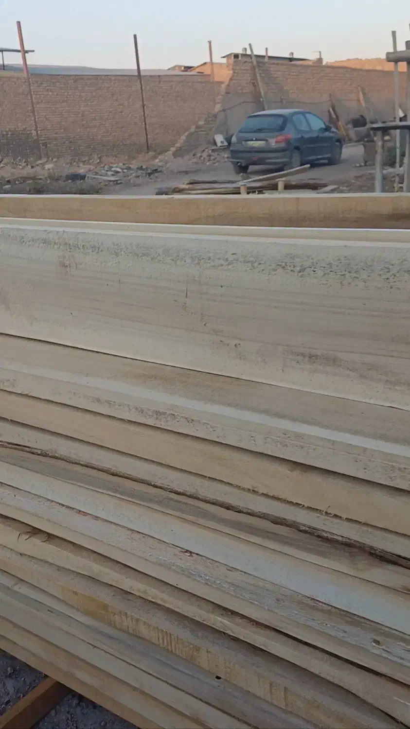 تخته بنایی چوب صنوبر و روسی|عمدهفروشی|قم, قلعه صدری|دیوار