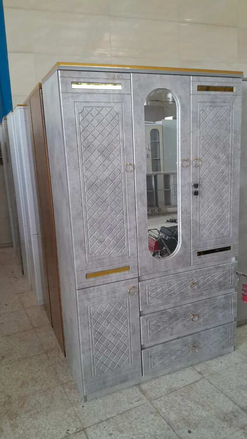 کمد لباس ۴ درب و دودرب ۳ کشو وکیوم|جاکفشی، کمد، دراور|گنبد کاووس, |دیوار