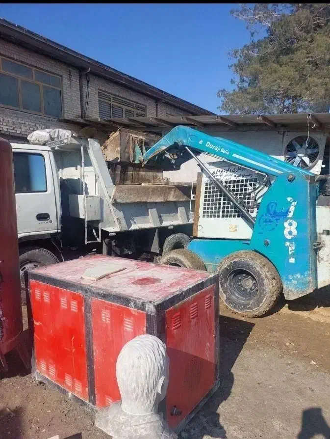 مینی لودر بابکت توماس حمل نخاله تخریب خاور|خدمات حمل و نقل|مشهد, رضاشهر|دیوار