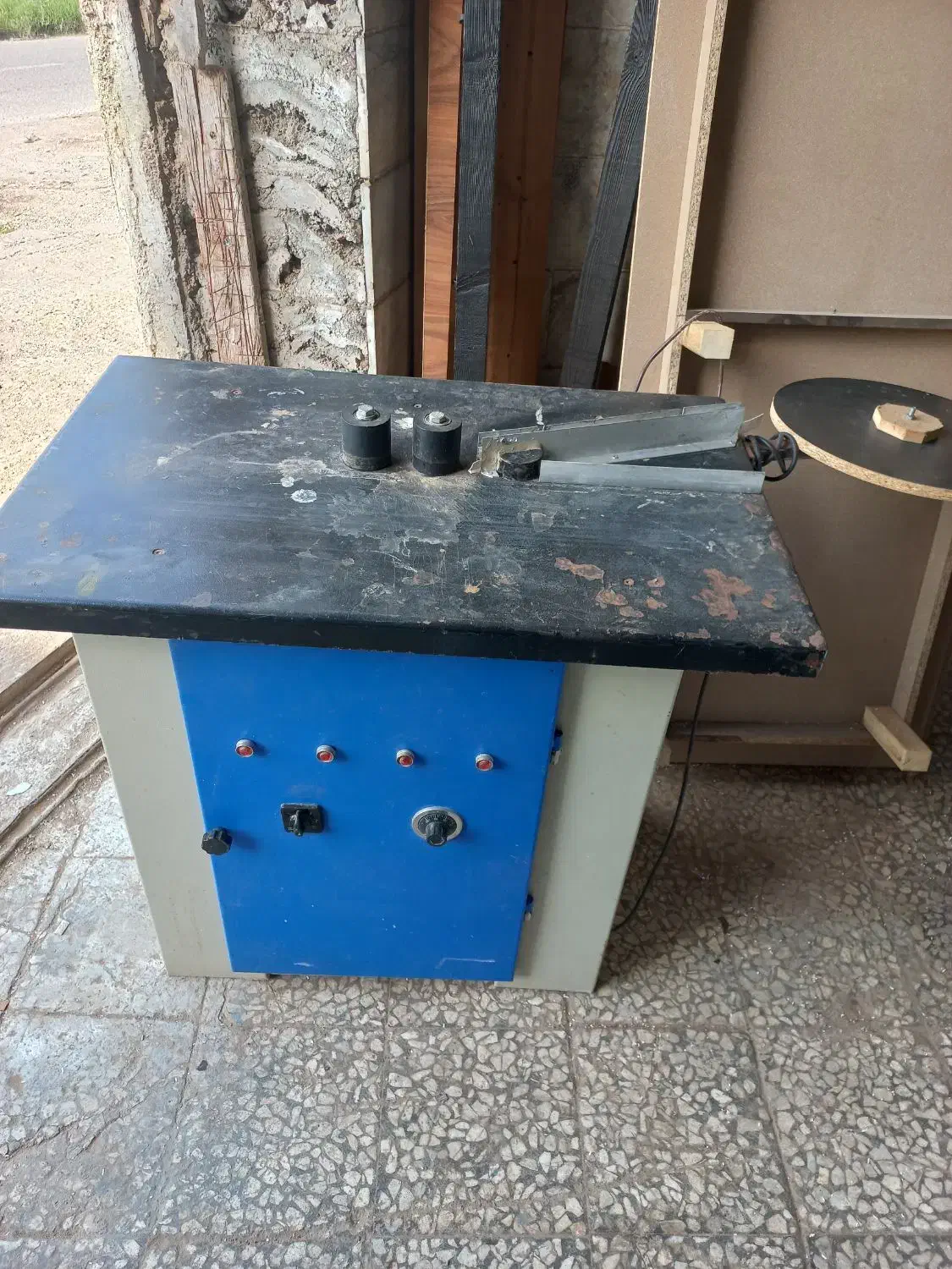 نوار پی وی سی زن|ماشین‌آلات صنعتی|رشت, حومه رشت|دیوار