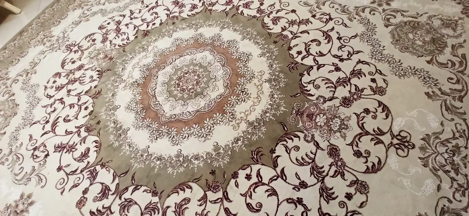 فرش ۱۲ و ۶ و پادری گرد یک متری|فرش|سمنان, |دیوار