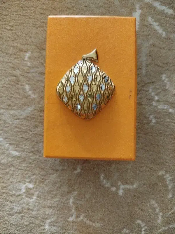 طلا|جواهرات|لردگان, |دیوار