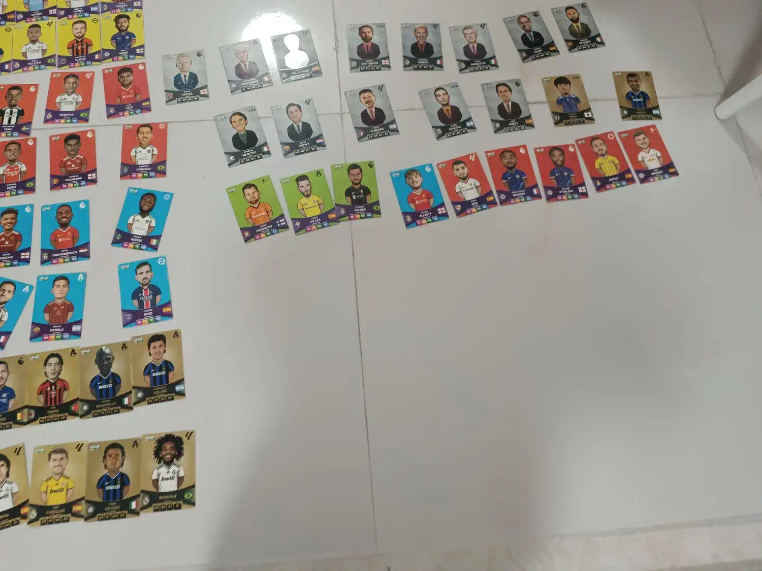 کیمدی|اسباب‌‌بازی|فومن, |دیوار