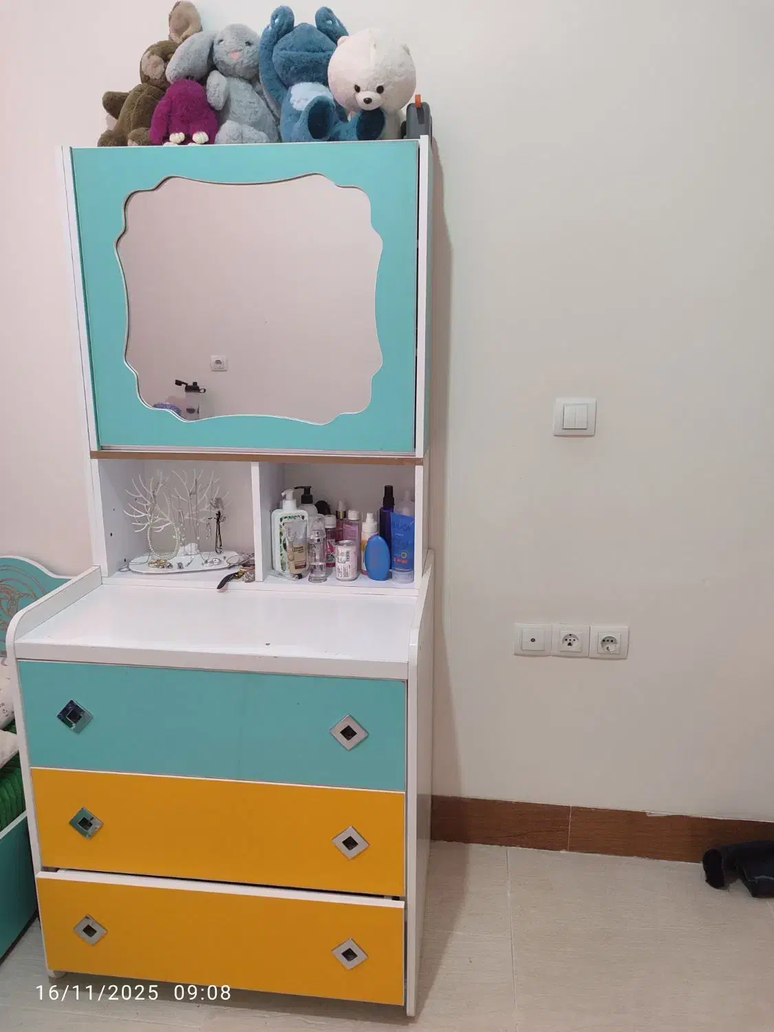 سرویس خواب|تخت و سرویس خواب|شاهرود, |دیوار