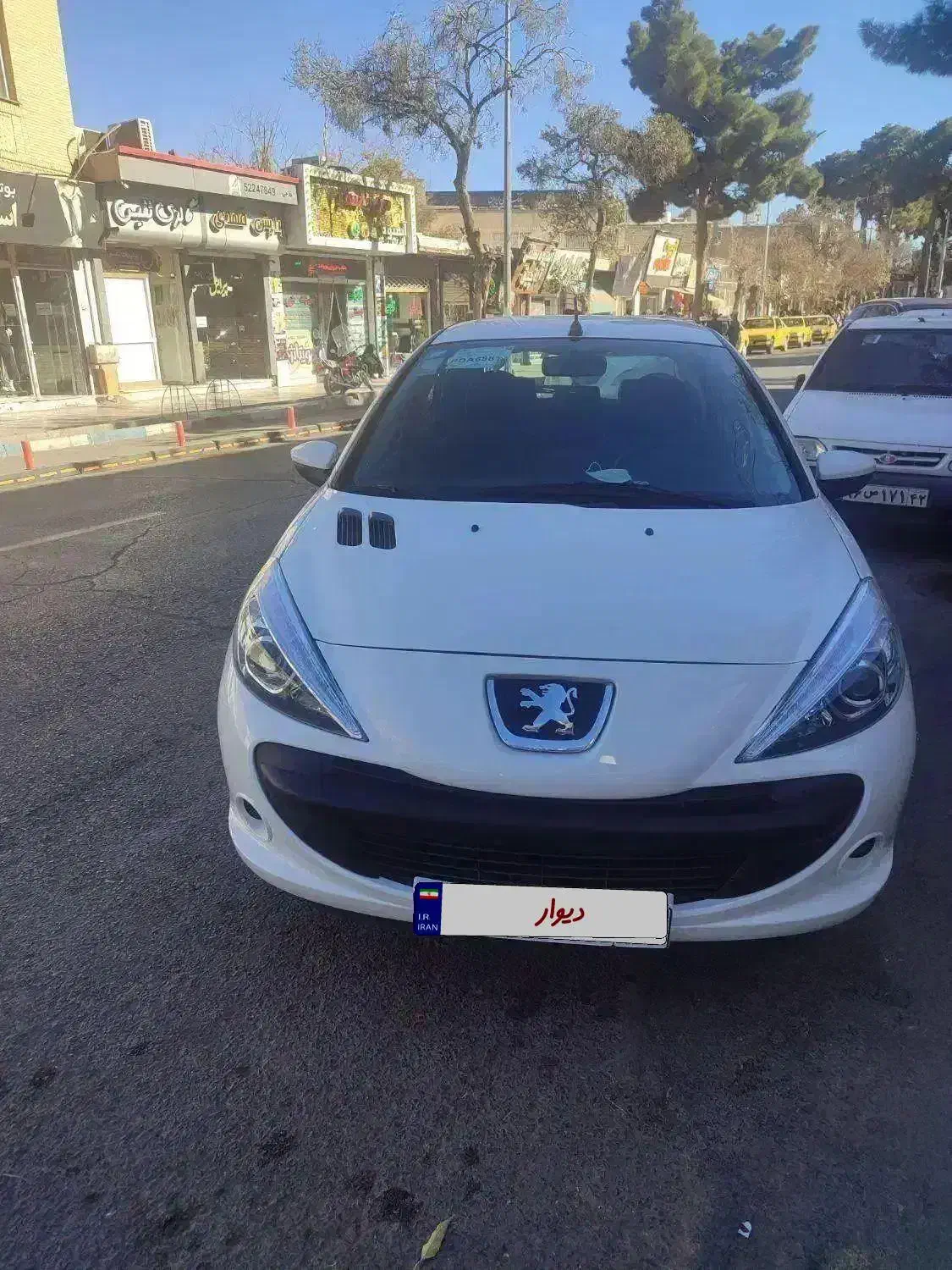 پژو 207|خودرو سواری و وانت|مشهد, نوفل لوشاتو|دیوار