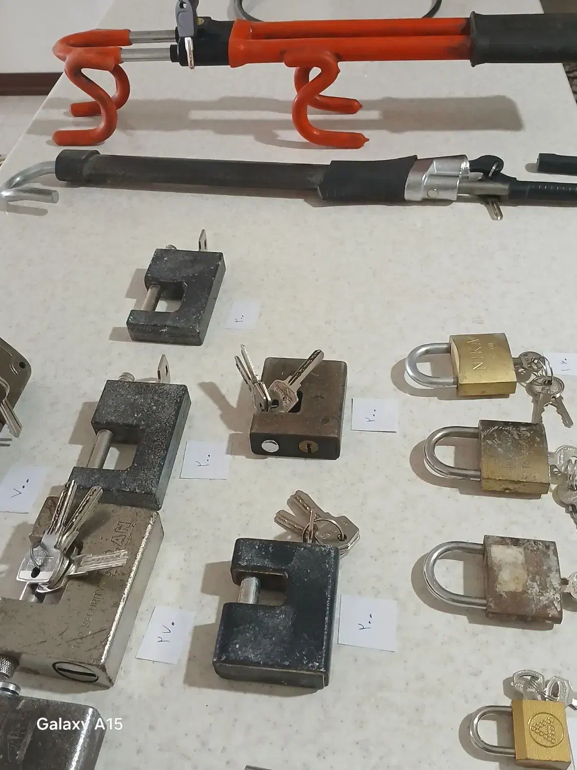 قفل|ابزارآلات|صدرا-فارس, فاز ۱|دیوار