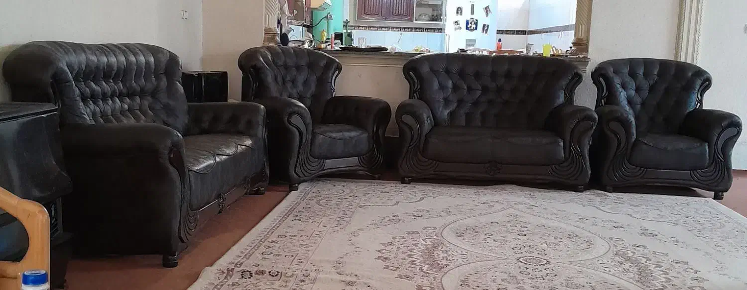 مبل چرم|مبلمان خانگی و میز عسلی|شیراز, قلات|دیوار