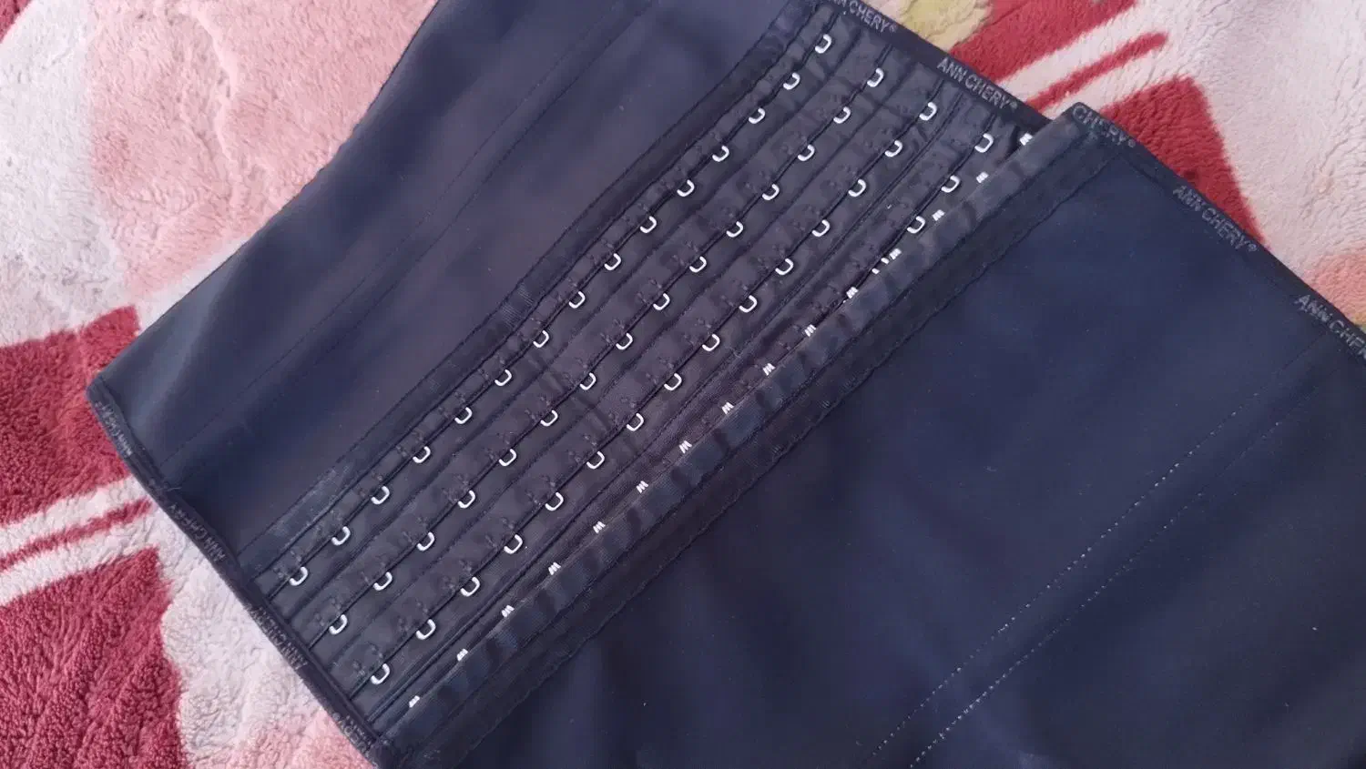 گن ساعت شنی به رنگ مشکی|لباس|شیراز, تندگویان|دیوار