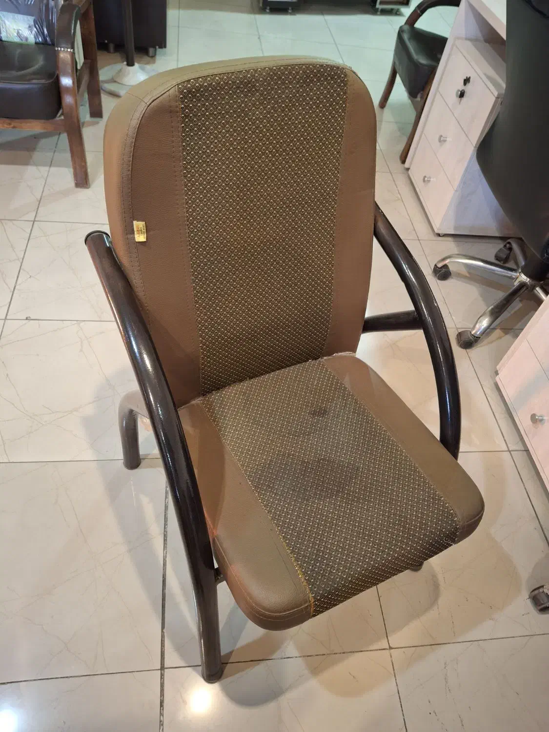 میز صندلی شرکت|میز تحریر و کامپیوتر|ارومیه, |دیوار