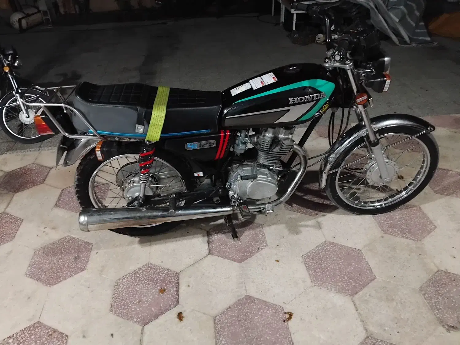 موتور پلاک‌ ملی مدل ۹۴ فابریک بازدید خفر|موتورسیکلت|جهرم, |دیوار