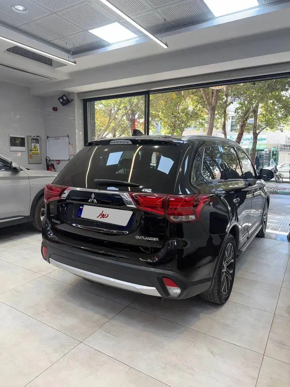 اوتلندر 2017|خودرو سواری و وانت|اصفهان, خواجو|دیوار