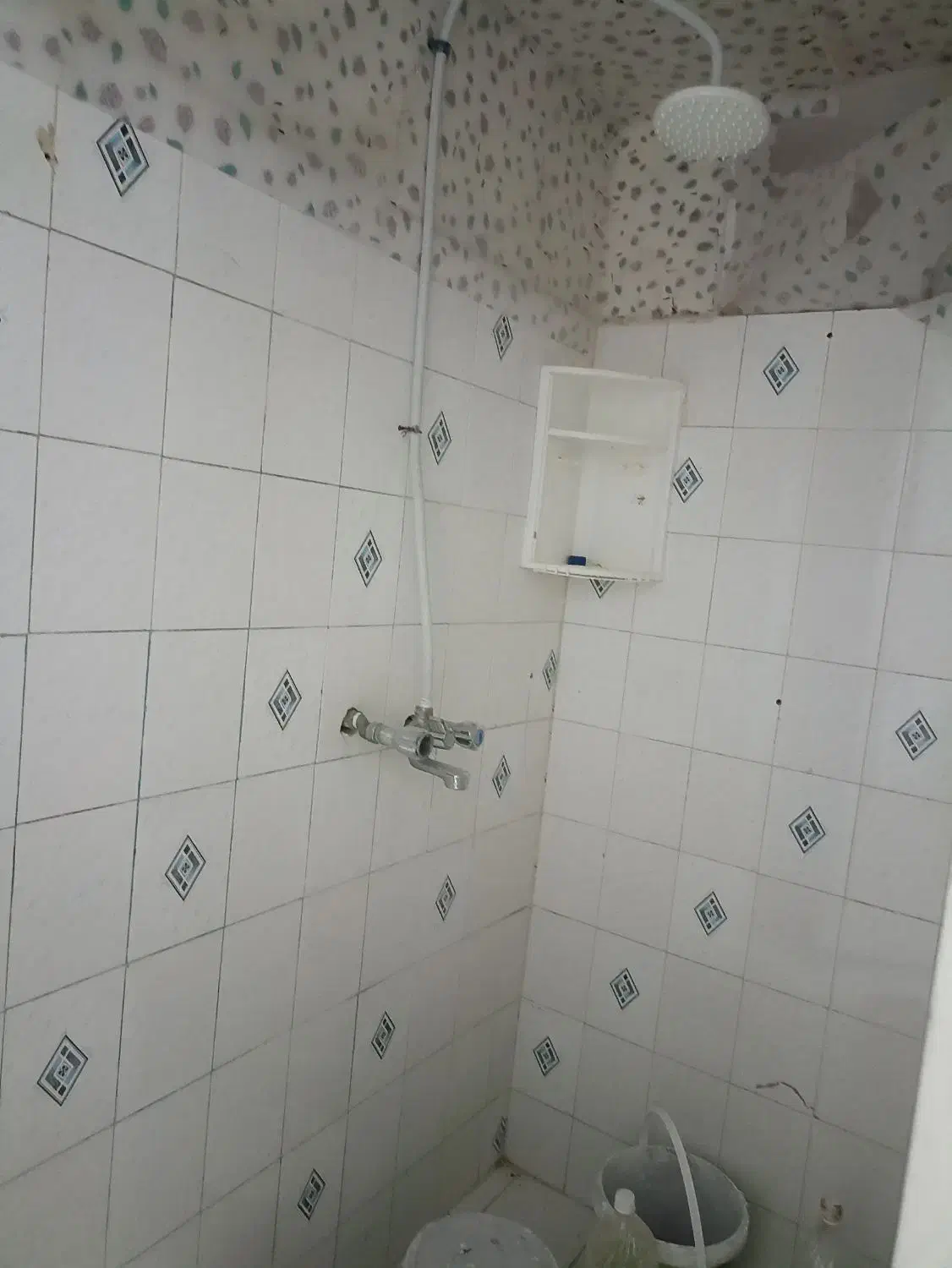 اجاره منهای شصت ۳۰۰رهن کامل|اجارهٔ آپارتمان|شاهینشهر, خانه کارگر|دیوار