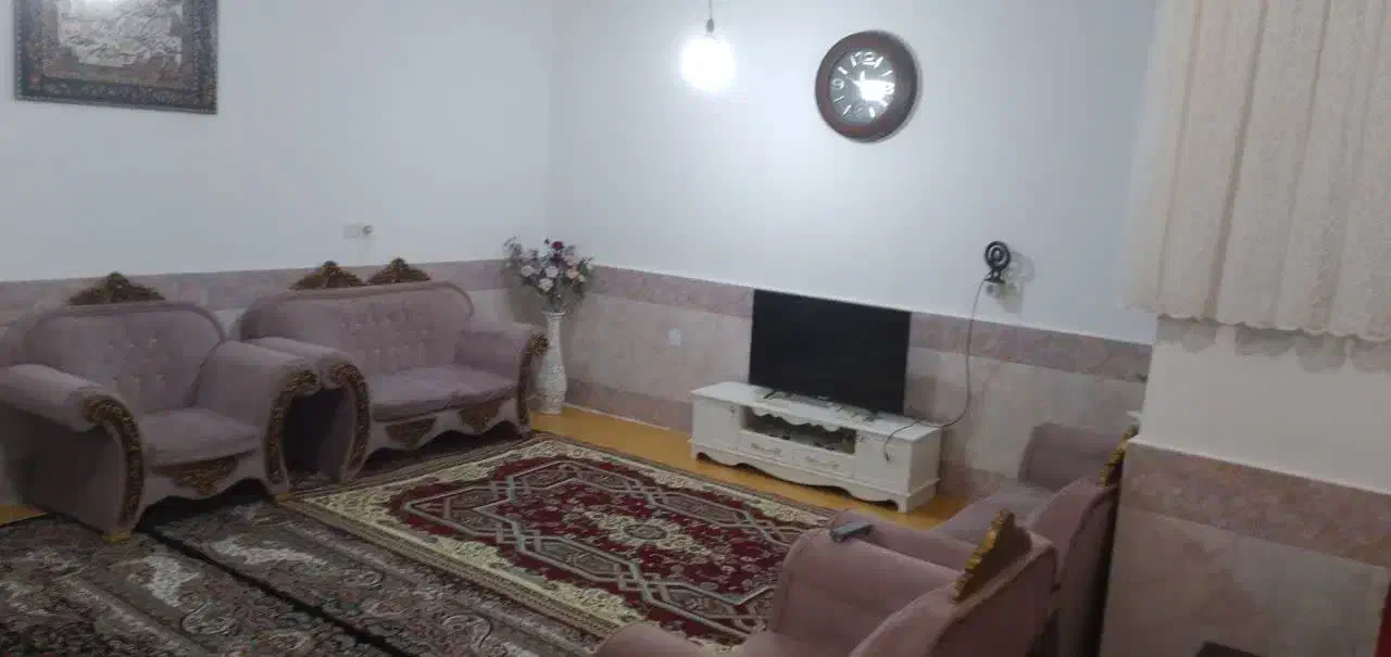 خانه اجاره ای دوطبقه دربستی|اجارهٔ خانه و ویلا|قم, شهرک فاطمیه|دیوار