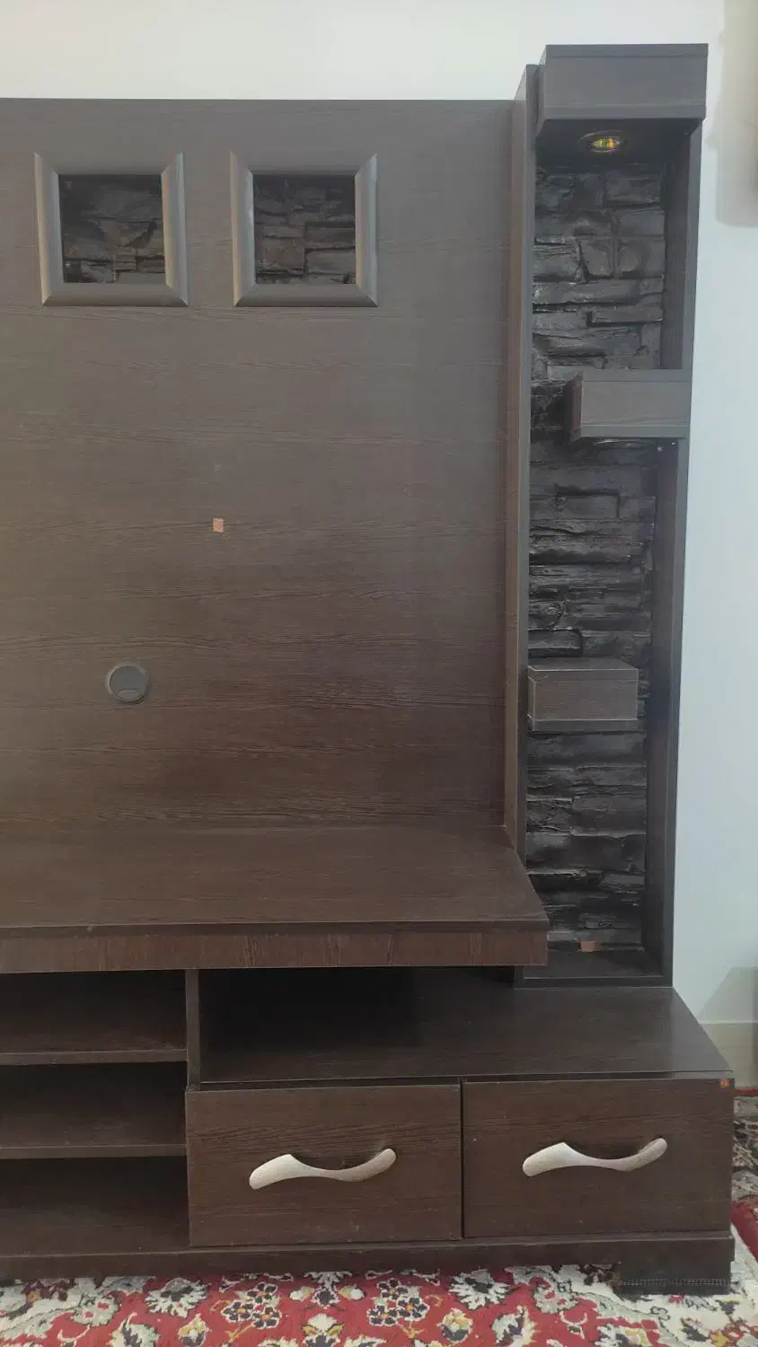 میزتلویزیون|میز تلویزیون|قم, مسجد امام حسن|دیوار