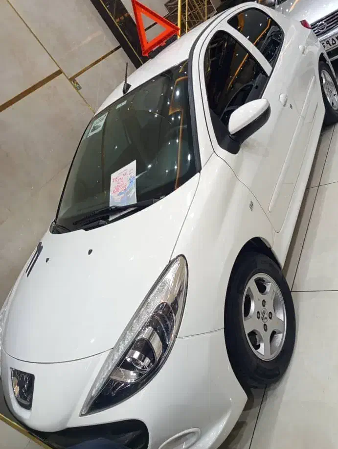 پژو۲۰۷|خودرو سواری و وانت|تبریز, |دیوار