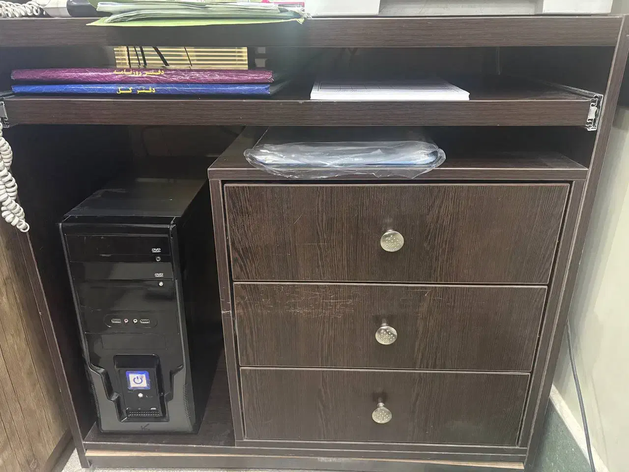 میز و صندلی اداری|مبلمان اداری|اردبیل, |دیوار