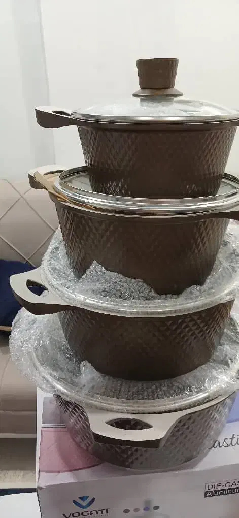 سرویس قابلمه 10 پارچ گرانیتی برند وگاتی رنگ ( بژ)|ظروف پخت‌وپز|اهواز, کوی فرهنگیان ۱|دیوار