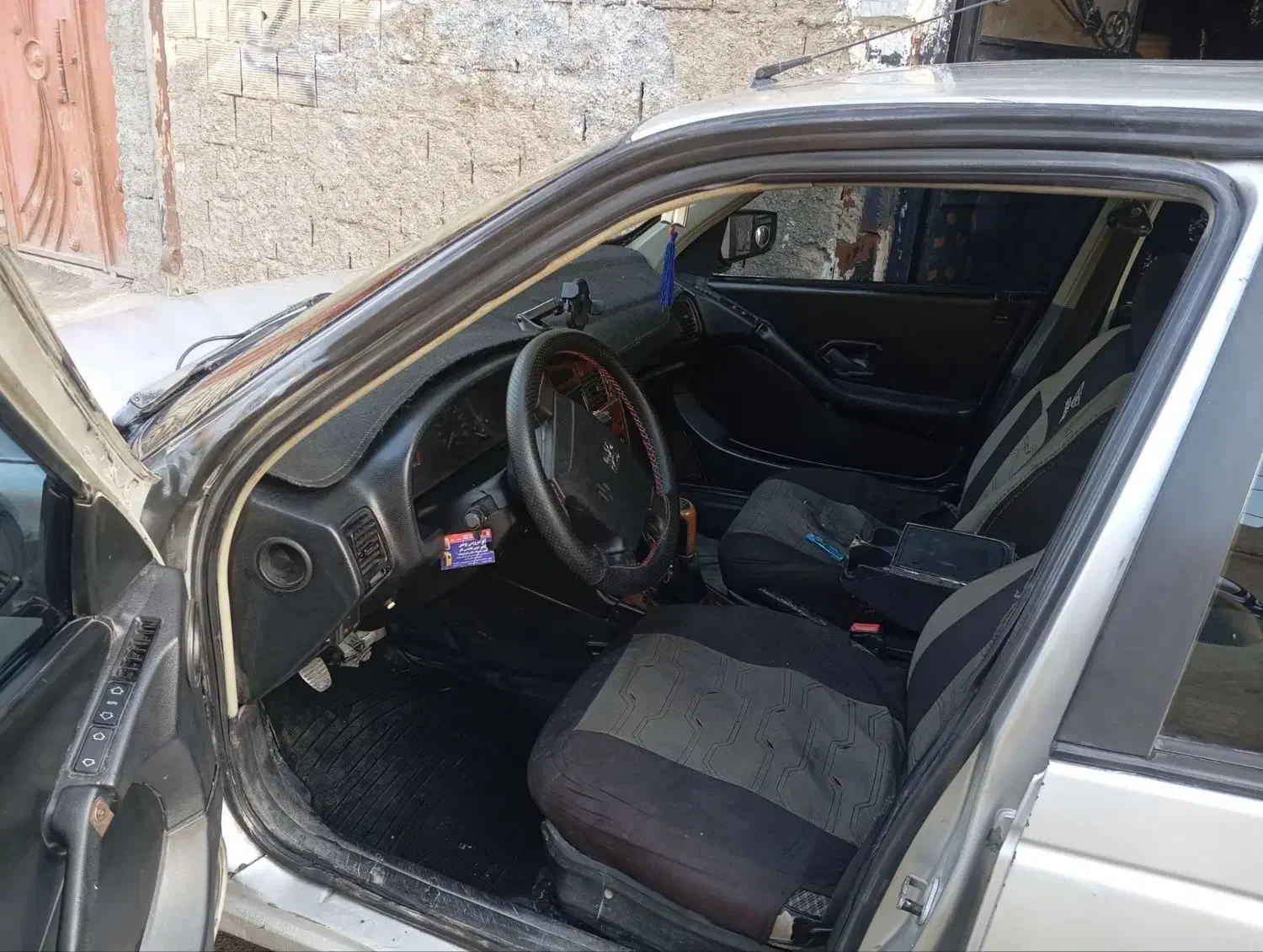 ماشین 405مدل83|خودرو سواری و وانت|مشهد, امیرآباد|دیوار