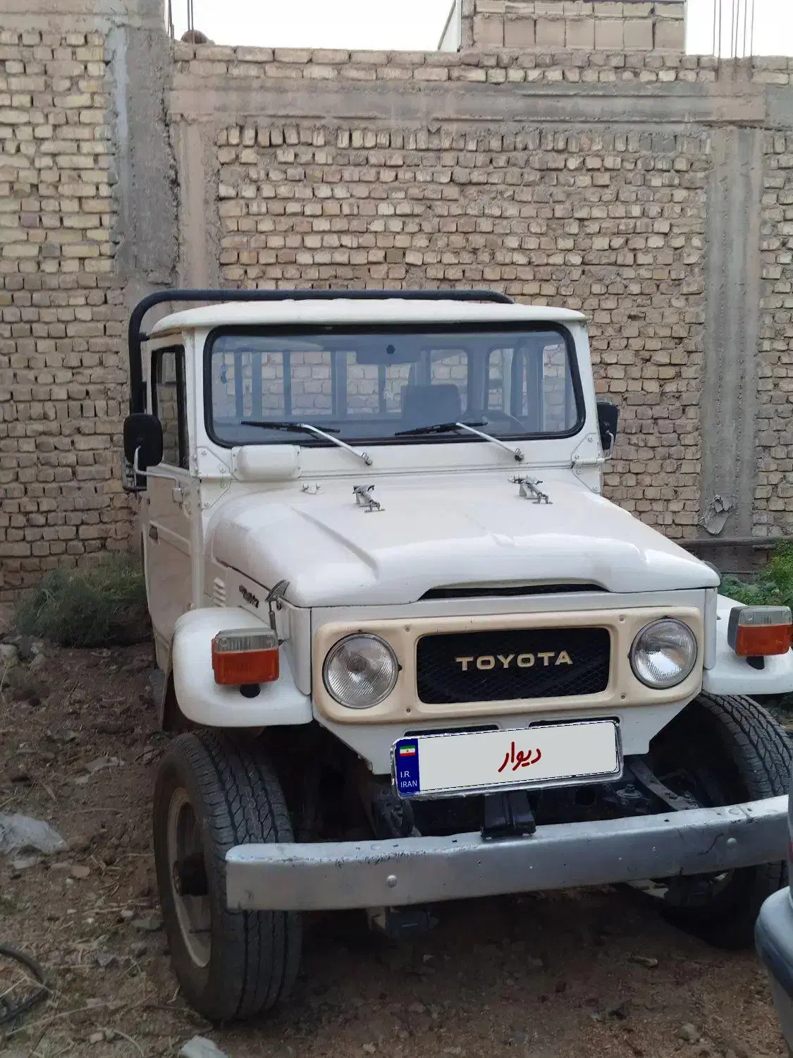 تویوتا وانت|خودرو سواری و وانت|شهرضا, |دیوار